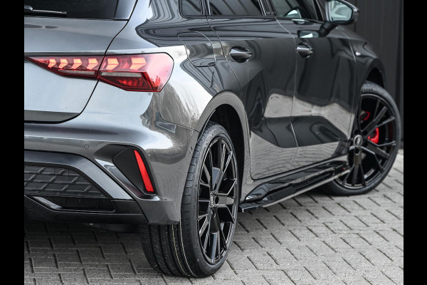 Audi A3 Sportback 45 TFSI e S edition Competition | Panoramadak | 5 jr Garantie | HUD | Sonos Sound | Camera | Ambiance interieur | Active Cruise | S-Seats + Memory | Stoelverwarming | Keyless |