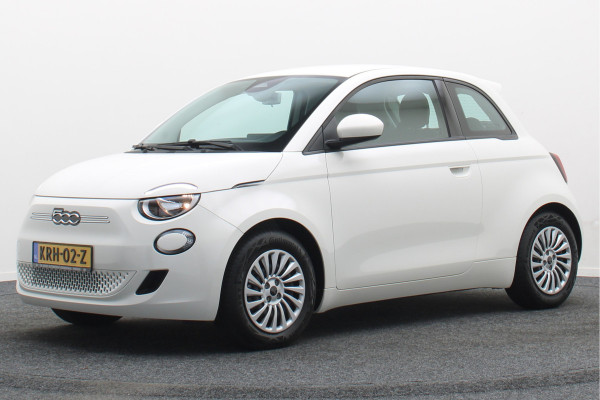 Fiat 500E Icon 42 kWh Virtual Cockpit, Cruise, Apple Carplay, Lane Assist, Climate, DAB, LED, 16''