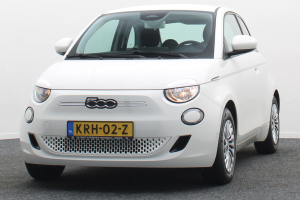 Fiat 500E Icon 42 kWh Virtual Cockpit, Cruise, Apple Carplay, Lane Assist, Climate, DAB, LED, 16''