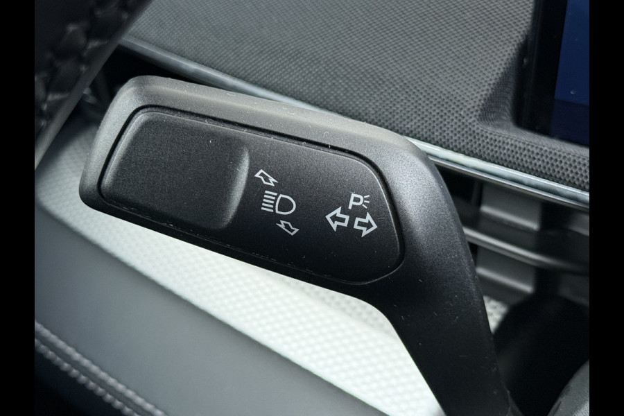 Ford Mustang Mach-E RWD 75kWh 360°Camera Adap.Cruise B&O®-Hifi Leder Stoel/Stuurverw. BLIS Navi Pdc Keyless Android Auto Apple Carplay Elek.Achterklep Lmv 18" DAB Bluetooth Led 1e Eigenaar Dealeronderhouden Origineel Nederlandse Auto
