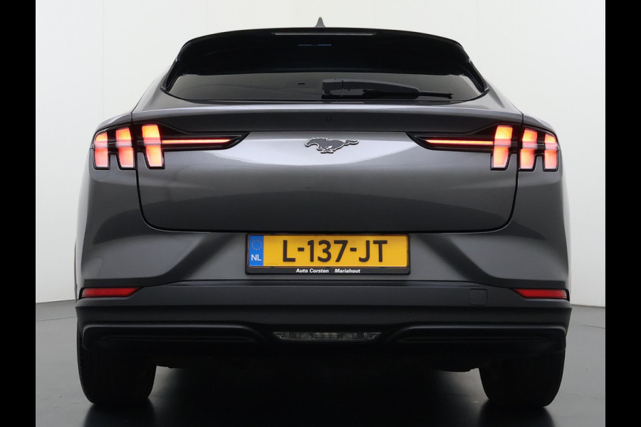 Ford Mustang Mach-E RWD 75kWh 360°Camera Adap.Cruise B&O®-Hifi Leder Stoel/Stuurverw. BLIS Navi Pdc Keyless Android Auto Apple Carplay Elek.Achterklep Lmv 18" DAB Bluetooth Led 1e Eigenaar Dealeronderhouden Origineel Nederlandse Auto