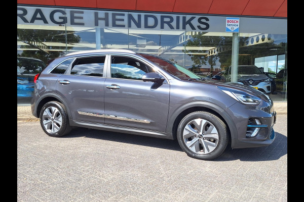 Kia e-Niro ExecutiveLine 64 kWh | SOH: 95,2% | 3 Fase | Leder | Adaptive CC | Climate |