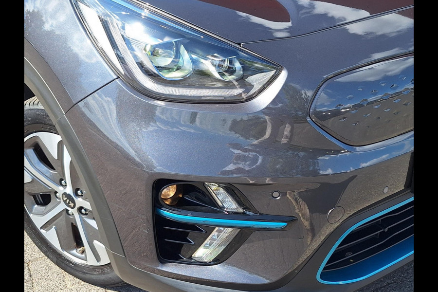 Kia e-Niro ExecutiveLine 64 kWh | SOH: 95,2% | 3 Fase | Leder | Adaptive CC | Climate |