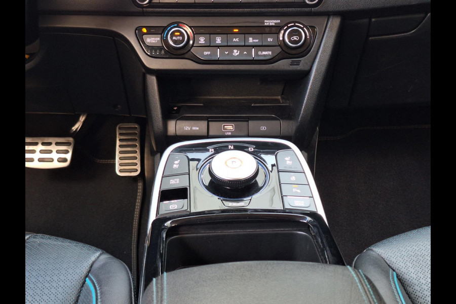 Kia e-Niro ExecutiveLine 64 kWh | SOH: 95,2% | 3 Fase | Leder | Adaptive CC | Climate |