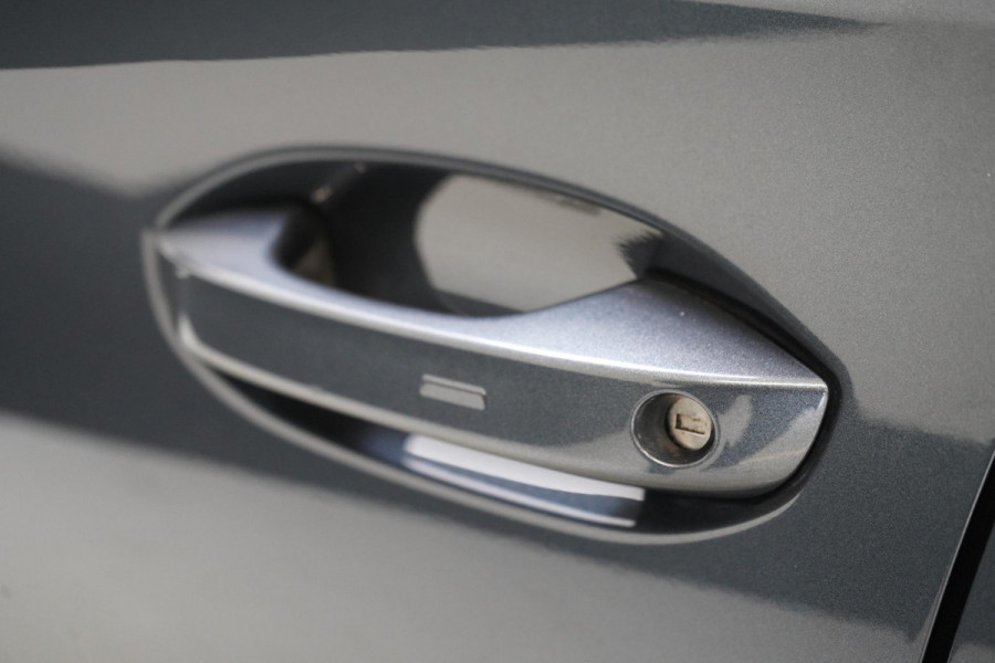 CUPRA Formentor 1.4 e-Hybrid Performance | SoH 96,2% | Navigatie | Sfeerverlichting | Keyless | Achteruitrijcamera | Stoelverwarming
