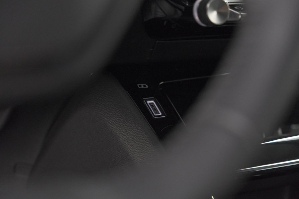 Peugeot 2008 PureTech 130 EAT8 Allure | 360 Camera | Adaptieve Cruise Control | Keyless | Dodehoekdetectie