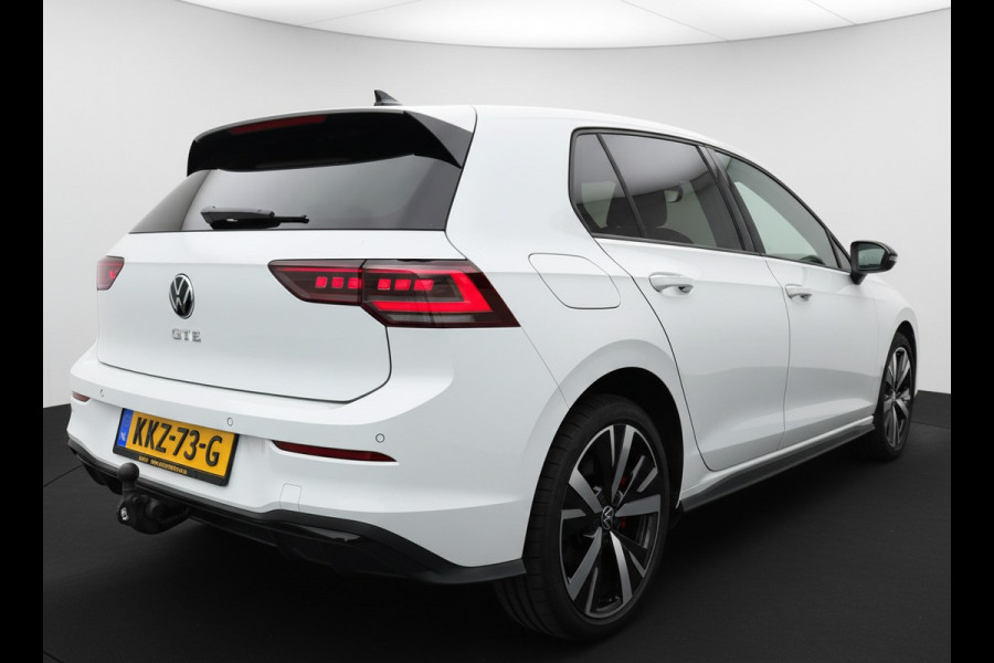 Volkswagen Golf GTE 1.5 eHybrid 272 PK HYBRID GTE-SPORT LEDER/LED-MATRIX/HEAD-UP!/18-INCH/TREKHAAK
