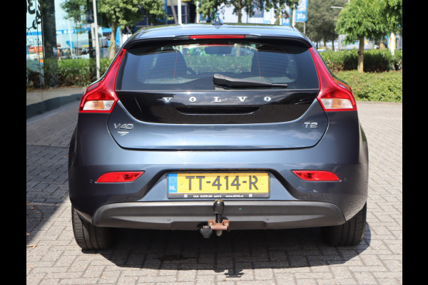 Volvo V40 2.0 T2 Momentum Navi /Stoelverw / Trekhaak / Climate / Handgesch Goed onderhouden
