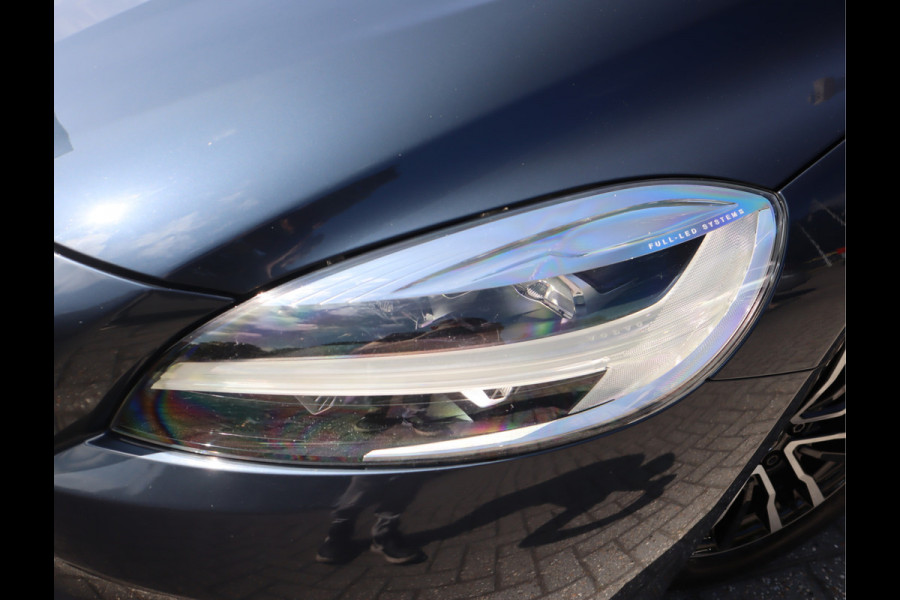 Volvo V40 2.0 T2 Momentum Navi /Stoelverw / Trekhaak / Climate / Handgesch Goed onderhouden