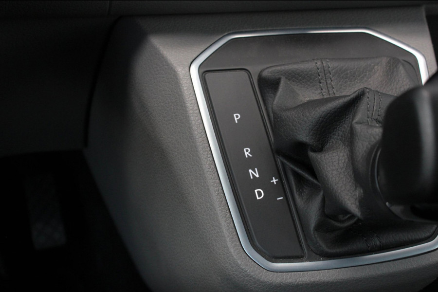 Volkswagen Transporter 2.0 TDI L2H1 204PK BULLI DC DUBBEL CABINE / JB-EDITION / FULL OPTIONS / LEDER BEKLEDING / FULL BLACK /APPLE