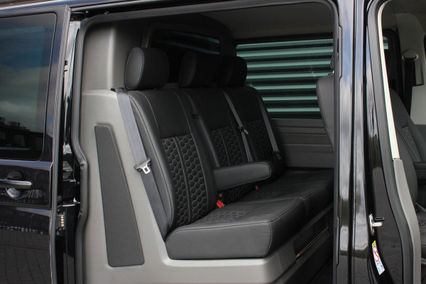 Volkswagen Transporter 2.0 TDI L2H1 204PK BULLI DC DUBBEL CABINE / JB-EDITION / FULL OPTIONS / LEDER BEKLEDING / FULL BLACK /APPLE