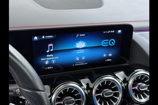 Mercedes-Benz EQA AMG 67kWh SOH 97% Pano.dak Leer/Alcantara 360Camera Hud Sfeerverlichting MemorySeats Navi Keyless Pdc Usb Apple/Android Elek.klep Ecc Aut.Verlichting Lane-dep. Dab 18''LM 250 Business Solution