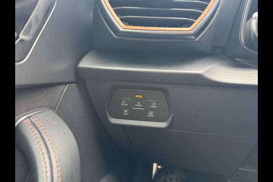 CUPRA Leon 1.4 e-Hybrid VZ Camera Led 245 PK Panorama Leder FR