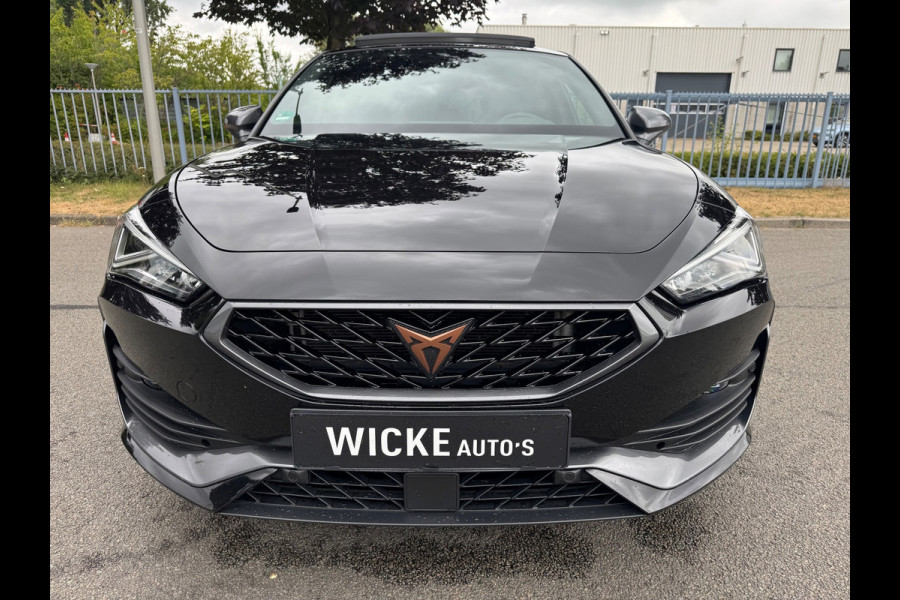 CUPRA Leon 1.4 e-Hybrid VZ Camera Led 245 PK Panorama Leder FR