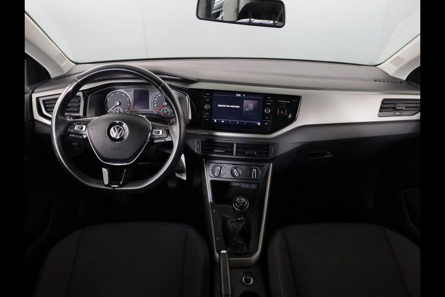 Volkswagen Polo 1.0 TSI Comfortline 95 pk | Navigatie via App | Airco | Parkeersensoren | Achteruitrijcamera | Adaptieve cruise control |