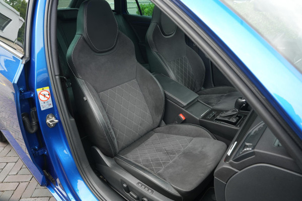 Škoda Superb Combi 1.4 iV Sportline Panoramadak Canton 360 Camera Keyless Dab+ Side Assist Leder Alcantara Stoelverwarming