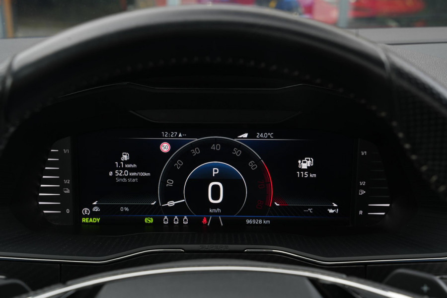 Škoda Superb Combi 1.4 iV Sportline Panoramadak Canton 360 Camera Keyless Dab+ Side Assist Leder Alcantara Stoelverwarming