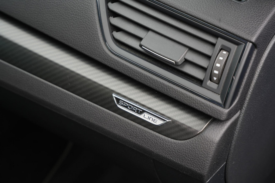 Škoda Superb Combi 1.4 iV Sportline Panoramadak Canton 360 Camera Keyless Dab+ Side Assist Leder Alcantara Stoelverwarming