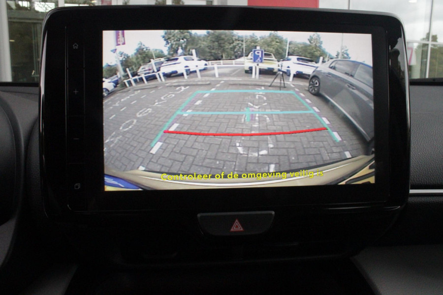 Toyota Yaris Cross 1.5 Hybrid Dynamic | KEYLESS ENTRY / START | VOORSTELEN VERWARMD | STUUR VERWARMING | HEAD-UP DISPLAY | LED KOPLAMPEN | ADAPTIVE CRUISE CONTROL | LANE ASIST |  ELEKTRISCH BEDIENBARE ACHTERKLEP | DRAADLOOS APPLE CARPLAY | ANDROID AUTO |  ACHTERUITRIJCAMERA | DRAADLOZE TELEFOONLADER | VOORRUIT VERWARMING | 16" LICHTMETALEN VELGEN |