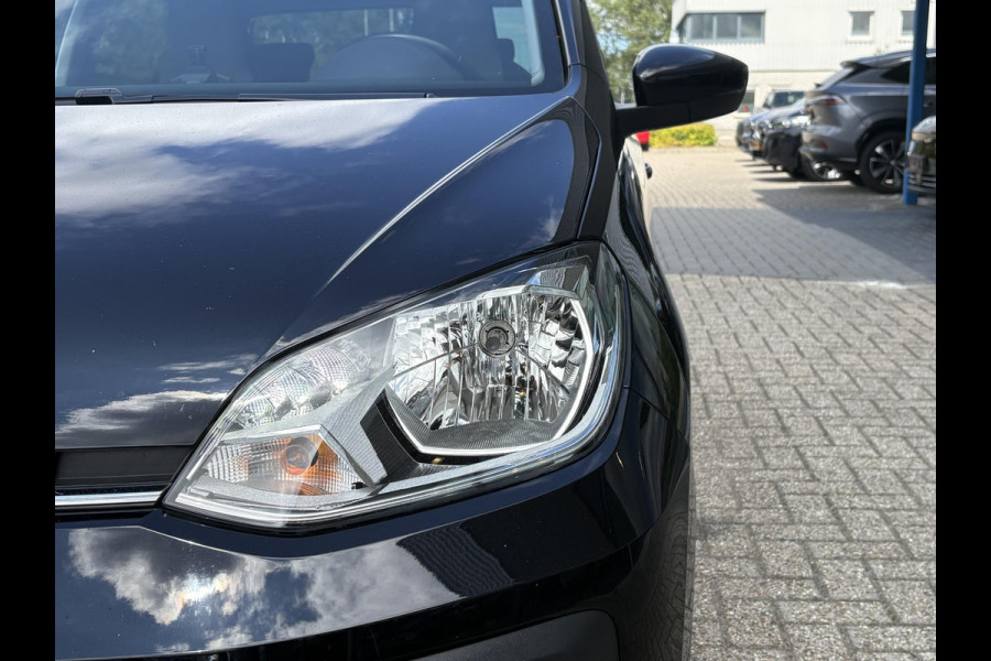 Volkswagen up! 1.0 | Cruise control | Camera | Climate control