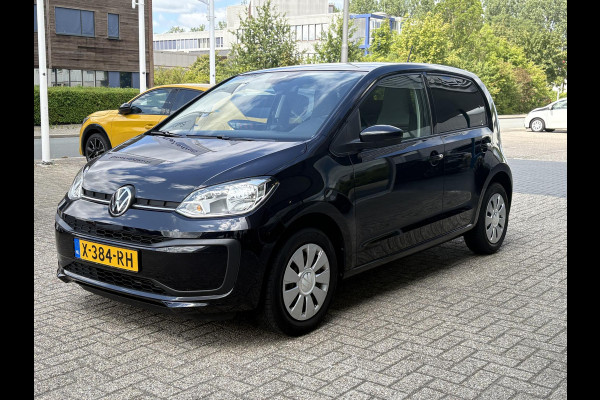 Volkswagen up! 1.0 | Cruise control | Camera | Climate control