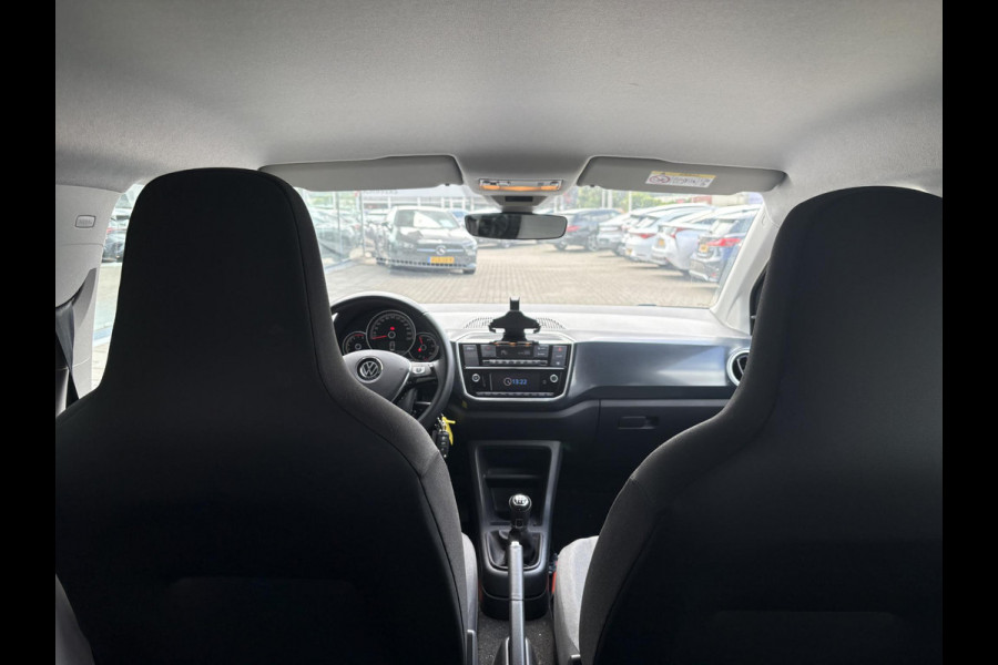 Volkswagen up! 1.0 | Cruise control | Camera | Climate control