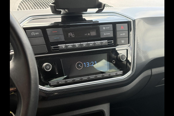 Volkswagen up! 1.0 | Cruise control | Camera | Climate control