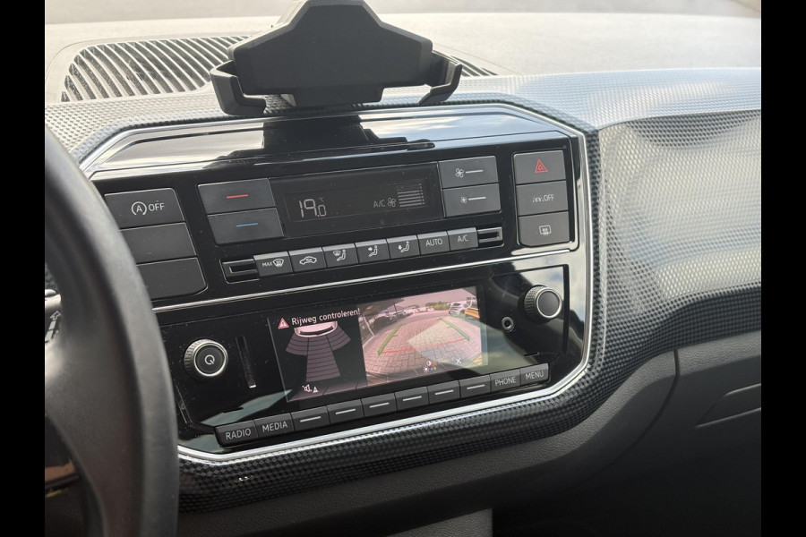Volkswagen up! 1.0 | Cruise control | Camera | Climate control