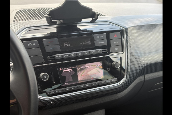 Volkswagen up! 1.0 | Cruise control | Camera | Climate control