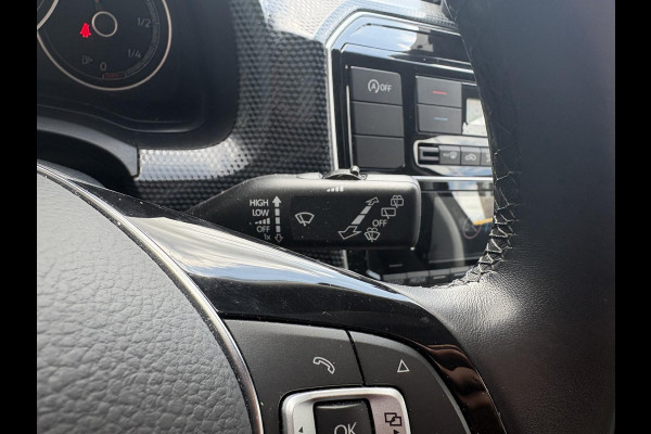 Volkswagen up! 1.0 | Cruise control | Camera | Climate control