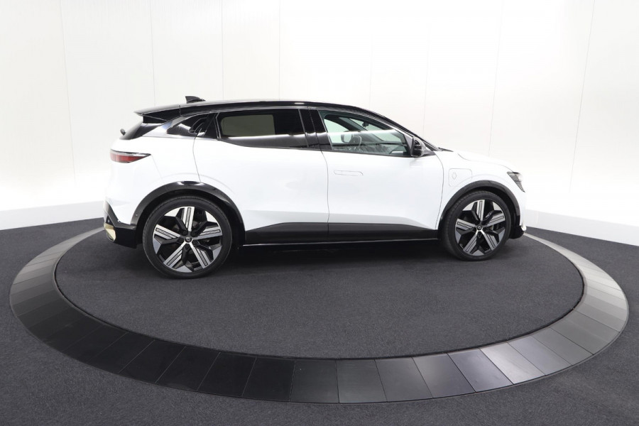 Renault Mégane E-Tech EV60 Optimum Charge Iconic | 360 Camera | Harman Kardon | Stoelmassage | Dodehoekdetectie