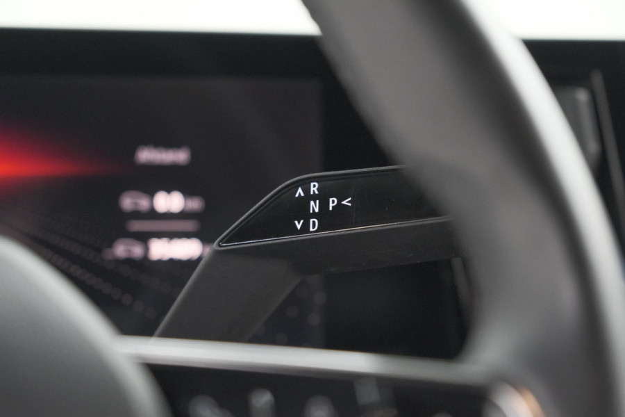 Renault Mégane E-Tech EV60 Optimum Charge Iconic | 360 Camera | Harman Kardon | Stoelmassage | Dodehoekdetectie