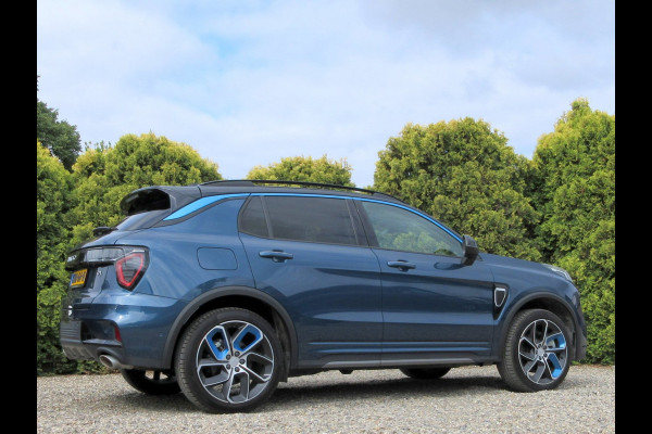 Lynk & Co 01 1.5 * Panoramadak *
