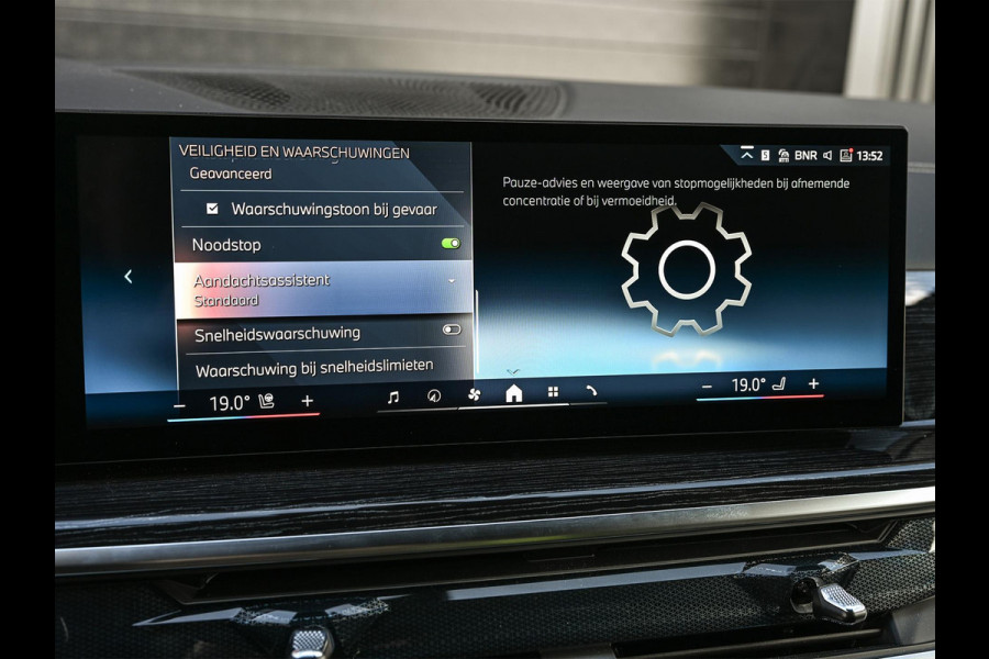 BMW X5 xDrive50e M-Sport | Panoramadak | Active Cruise | Harman/Kardon | Head-Up | 360 Camera | Ambiance Interieur | Memory Seats | Luchtvering | Stoel Verwarming V+A