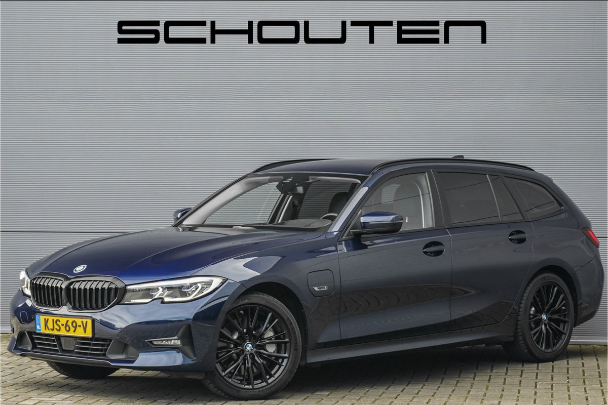 BMW 3 Serie Touring 330e ACC Laser HUD Keyless Camera 18"
