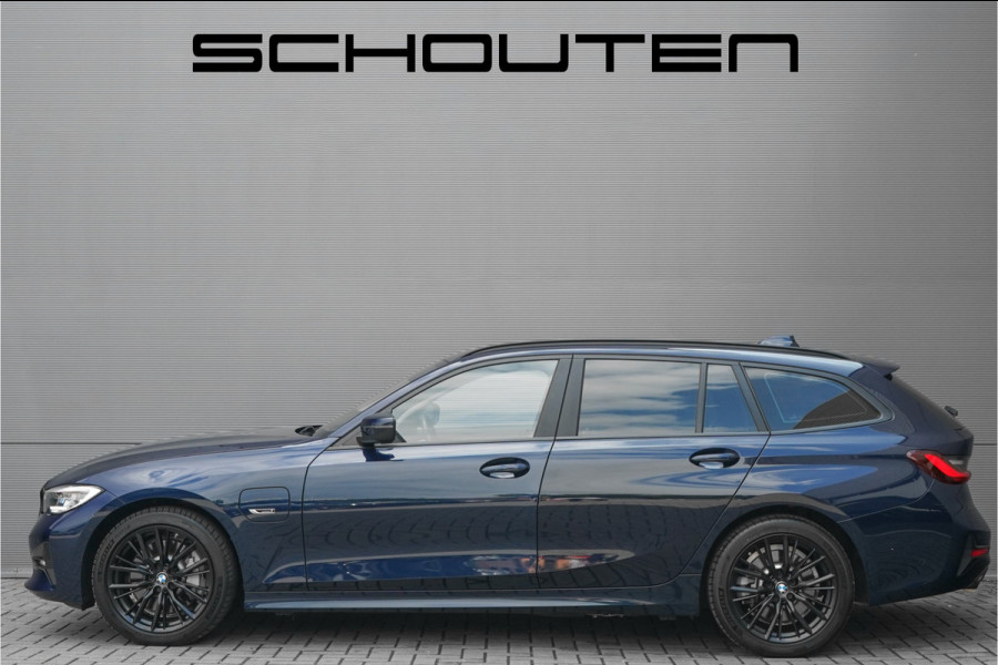 BMW 3 Serie Touring 330e ACC Laser HUD Keyless Camera 18"