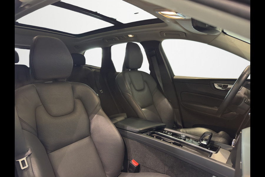 Volvo XC60 T6 Aut. Long Range Ultimate Bright ACC Leder Stoelverwarming 350pk