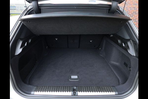 BMW iX3 50 xDrive 113 kWh | Trekhaak - Harman Kardon