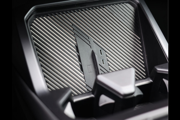 BMW iX3 50 xDrive 113 kWh | Trekhaak - Harman Kardon