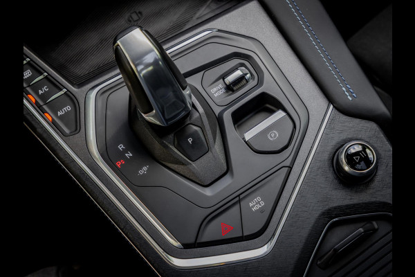 Lynk & Co 01 1.5 Plug-In Hybrid 262pk 360 Camera|Adaptive Cruise Control