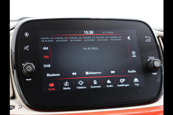 Fiat 500 1.0 Hybrid Vita Comfort Navigatie Apple Carplay/Android Auto Parkeer sensoren Cruise Control Airco