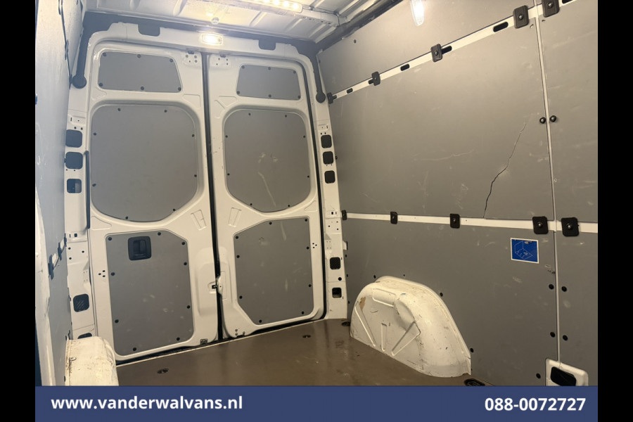 Mercedes-Benz Sprinter 211 CDI 115pk L2H2 Euro6 Airco | Trekhaak | Bijrijdersbank Bluetooth telefoonvoorbereiding