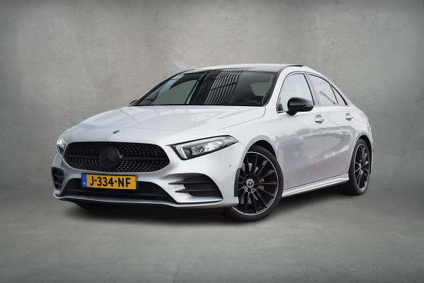 Mercedes-Benz A-Klasse 250 Premium Plus | AMG | Night | Pano | ACC | Half Leer