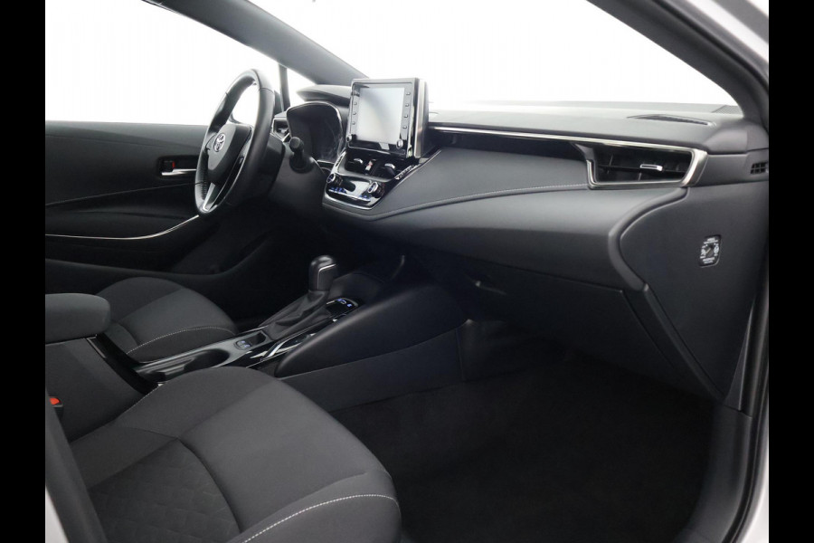 Toyota Corolla Touring Sports 1.8 HYBRID BLACKLINE ED. GARANTIE TOT 06-2031 CLOUD NAVIGATIE. ADAPTIEVE CRUISE CONTROL . ACHTERUITRIJ CAMERA . APPLE CARPLAY & ANDRIOD AUTO .