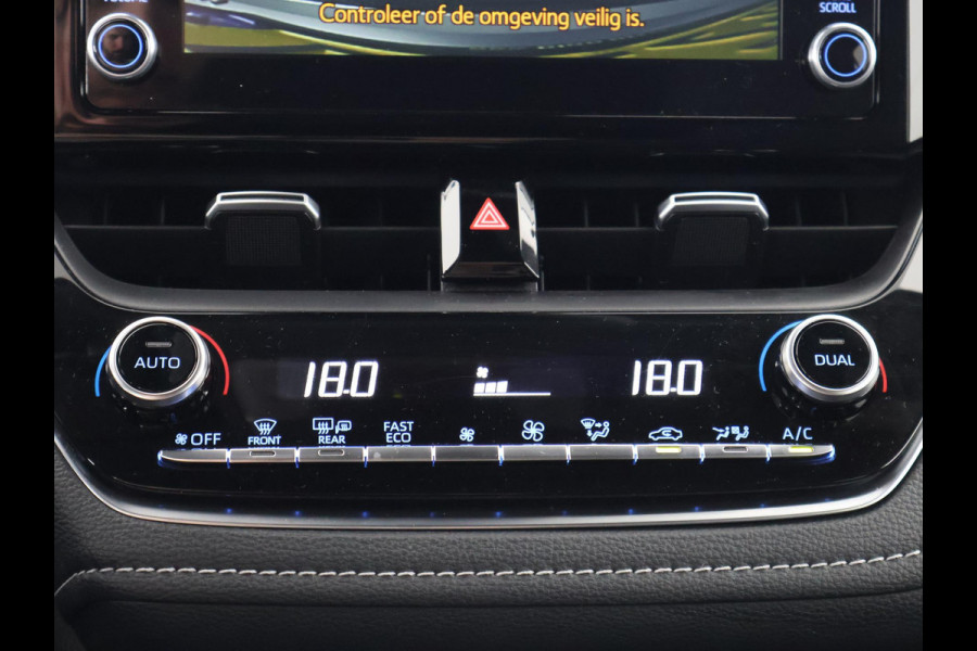 Toyota Corolla Touring Sports 1.8 HYBRID BLACKLINE ED. GARANTIE TOT 06-2031 CLOUD NAVIGATIE. ADAPTIEVE CRUISE CONTROL . ACHTERUITRIJ CAMERA . APPLE CARPLAY & ANDRIOD AUTO .