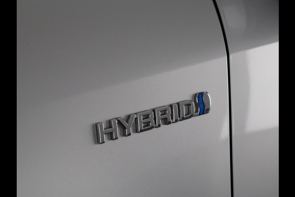 Toyota Corolla Touring Sports 1.8 HYBRID BLACKLINE ED. GARANTIE TOT 06-2031 CLOUD NAVIGATIE. ADAPTIEVE CRUISE CONTROL . ACHTERUITRIJ CAMERA . APPLE CARPLAY & ANDRIOD AUTO .
