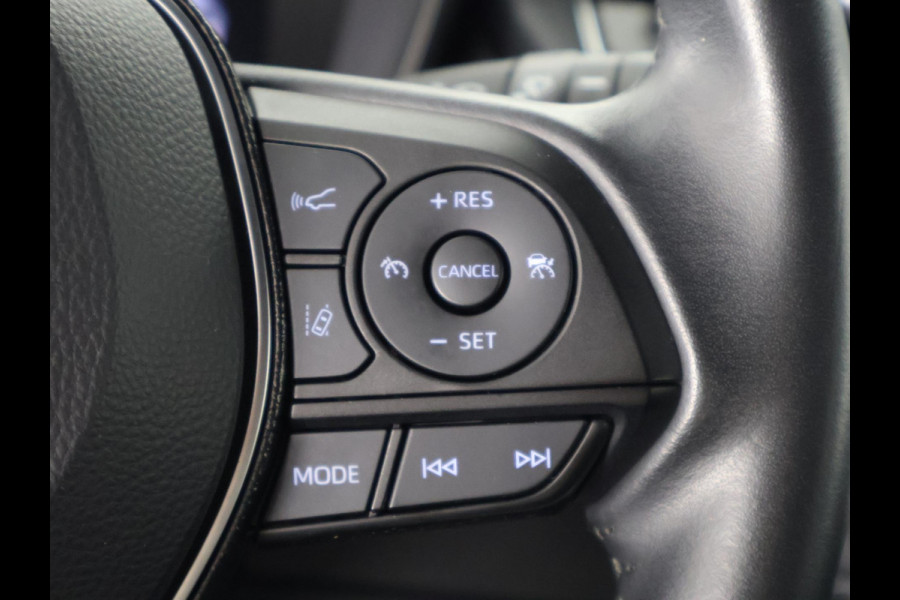 Toyota Corolla Touring Sports 1.8 HYBRID BLACKLINE ED. GARANTIE TOT 06-2031 CLOUD NAVIGATIE. ADAPTIEVE CRUISE CONTROL . ACHTERUITRIJ CAMERA . APPLE CARPLAY & ANDRIOD AUTO .