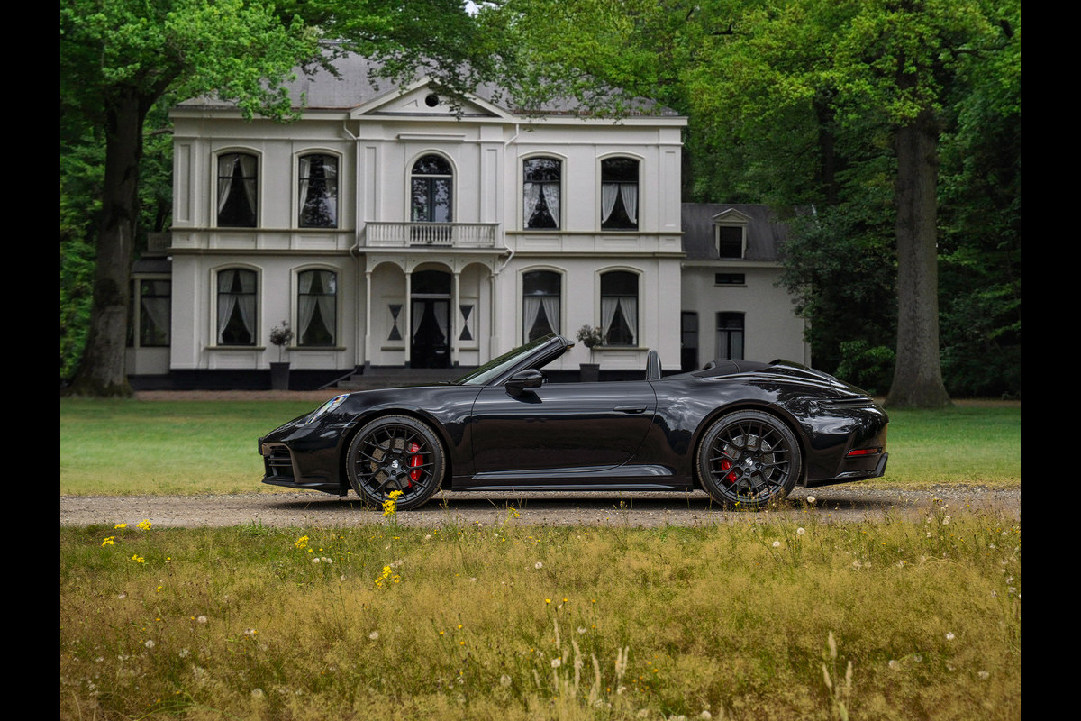 Porsche 911 Cabrio 992-2 Carrera SportDesign | Facelift | Stoelventilatie | Sportuitlaat | Bose