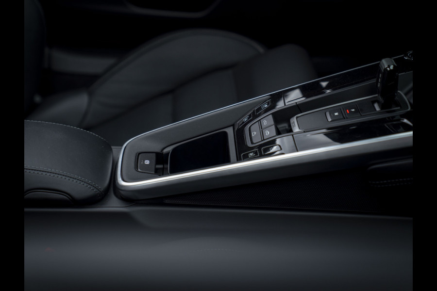 Porsche 911 Cabrio 992-2 Carrera SportDesign | Facelift | Stoelventilatie | Sportuitlaat | Bose