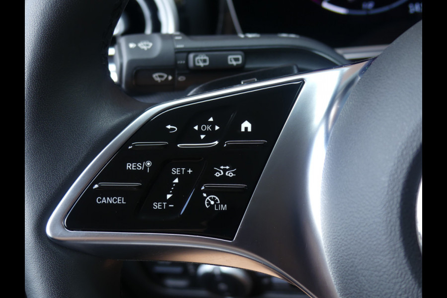 Mercedes-Benz V-Klasse 250d Lang AMG Dubbel Cabine LED/LEER/Trekhaak/Elek deuren